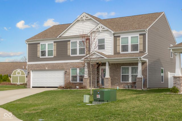2015 Amur Court, Columbus, IN 47201