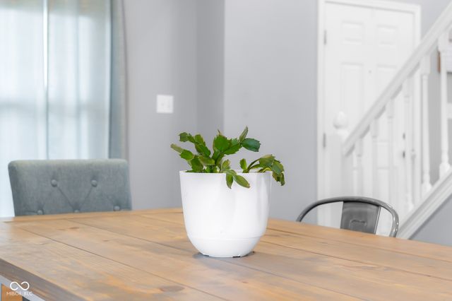 2015 Amur Court, Columbus, IN 47201