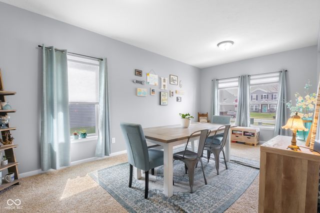 2015 Amur Court, Columbus, IN 47201