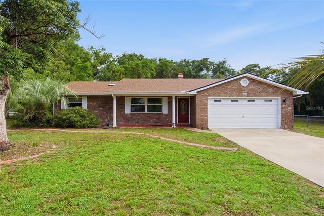 5118 MAGNOLIA TERRACE, Fruitland Park, FL 34731