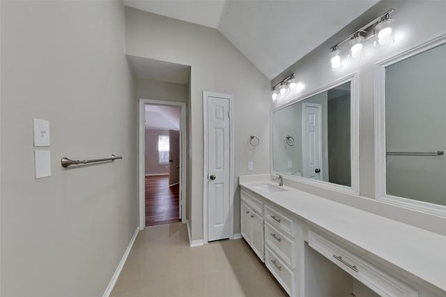 1414 N Yegua River Circle, Sugar Land, TX 77478