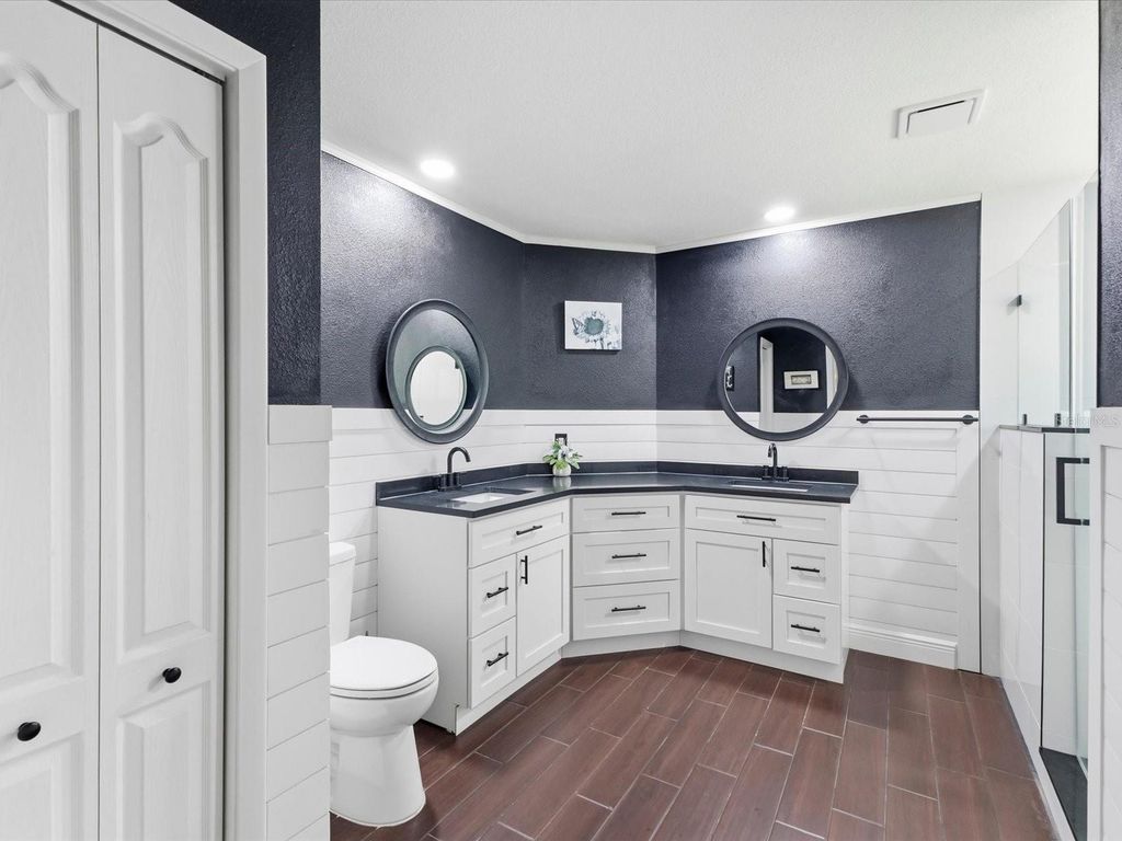 Image 19 of property listing at 6533 CLEARWATER DRIVE, Spring Hill, FL 34606