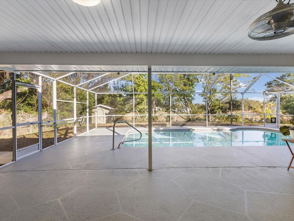 Image 35 of property listing at 6533 CLEARWATER DRIVE, Spring Hill, FL 34606