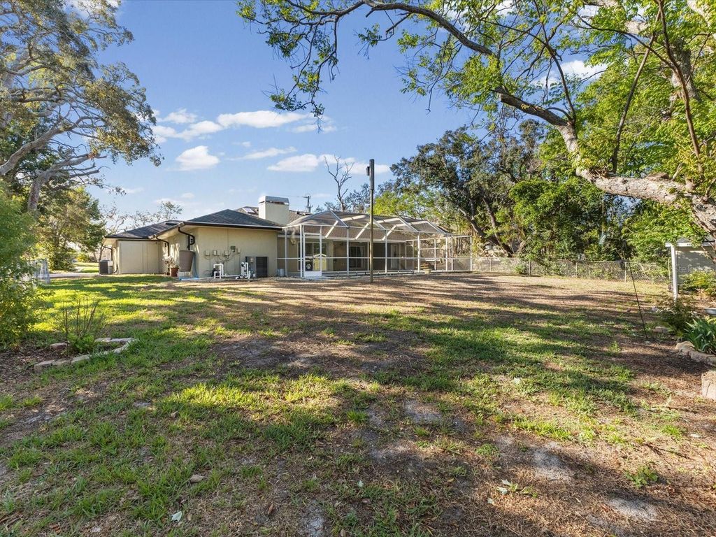 Image 38 of property listing at 6533 CLEARWATER DRIVE, Spring Hill, FL 34606