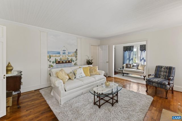 28 RIDGEWAY FARM CT, Keswick, VA 22947