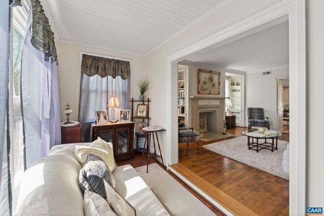 28 RIDGEWAY FARM CT, Keswick, VA 22947