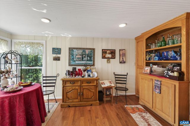 28 RIDGEWAY FARM CT, Keswick, VA 22947