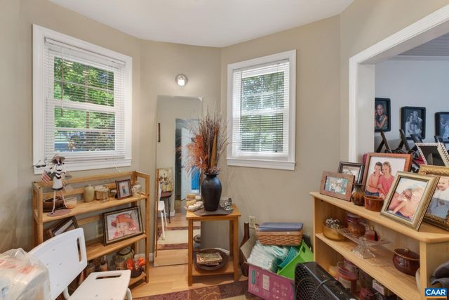 28 RIDGEWAY FARM CT, Keswick, VA 22947