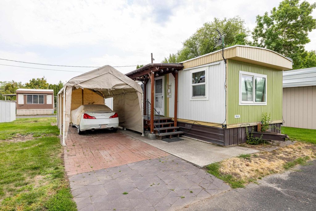 18518 E Cowley Ave, Spokane Valley, WA 99016