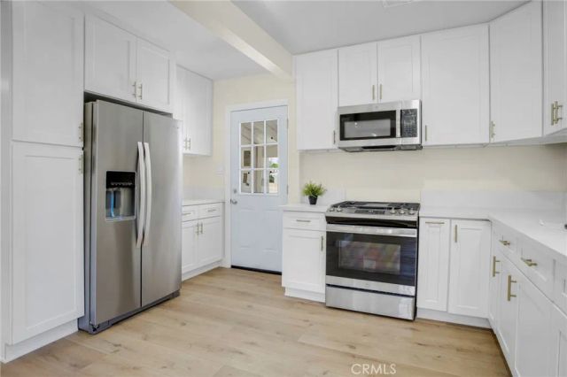 19143 Jovan Street, Tarzana, CA 91335
