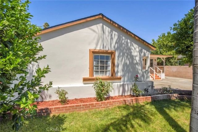 19143 Jovan Street, Tarzana, CA 91335