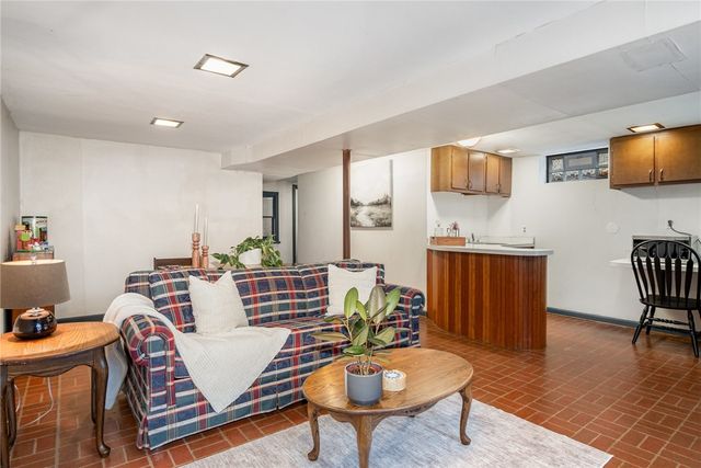 44 Cullens Run, Pittsford, NY 14534