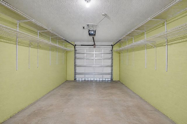2260 Discovery Circle W, Deerfield Beach, FL 33442