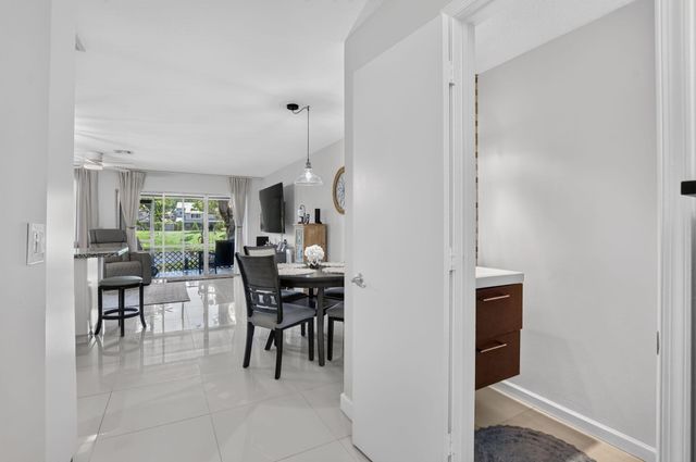 2260 Discovery Circle W, Deerfield Beach, FL 33442