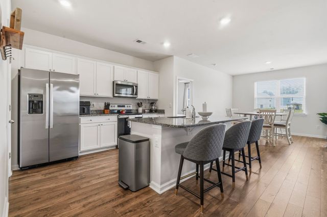1173 Sennema Circle, Myrtle Beach, SC 29588