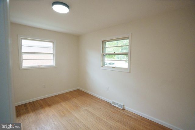 1020 HANOVER RD, York, PA 17408