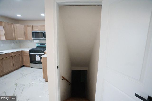 1020 HANOVER RD, York, PA 17408