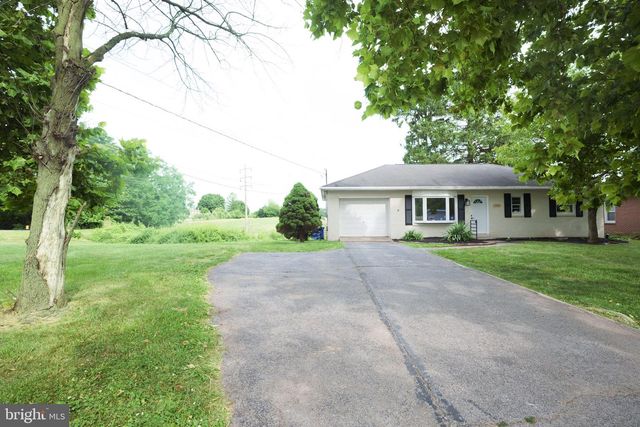 1020 HANOVER RD, York, PA 17408