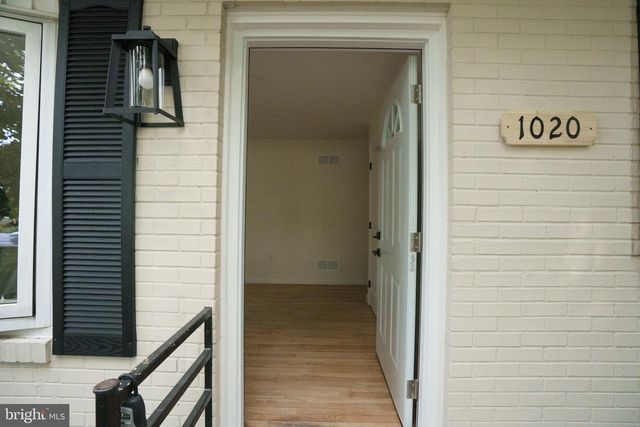 1020 HANOVER RD, York, PA 17408