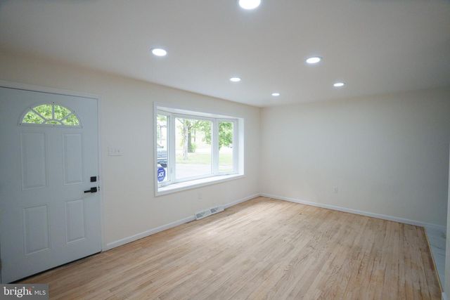 1020 HANOVER RD, York, PA 17408