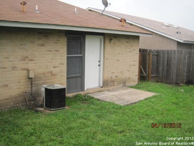5515 Lochmoor Apt 2, San Antonio, TX 78244