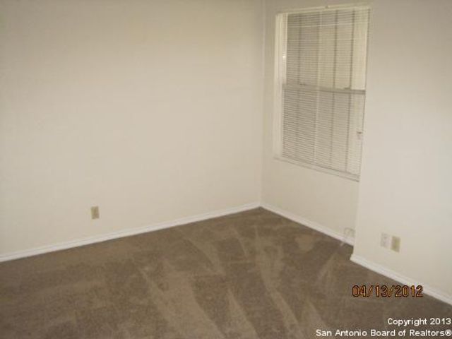 5515 Lochmoor Apt 2, San Antonio, TX 78244
