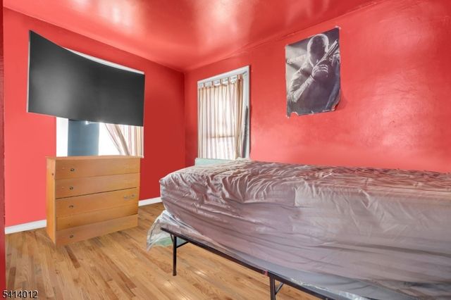 128 S Arlington Ave, East Orange City, NJ 07018