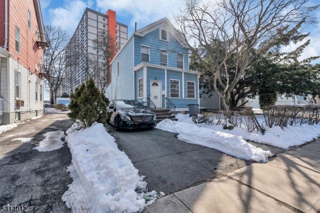 128 S Arlington Ave, East Orange City, NJ 07018