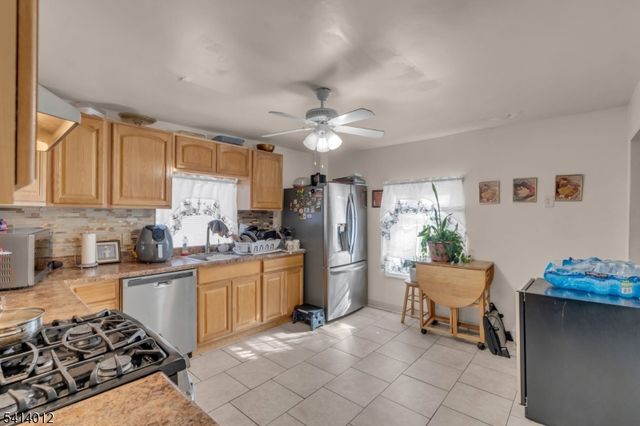 128 S Arlington Ave, East Orange City, NJ 07018