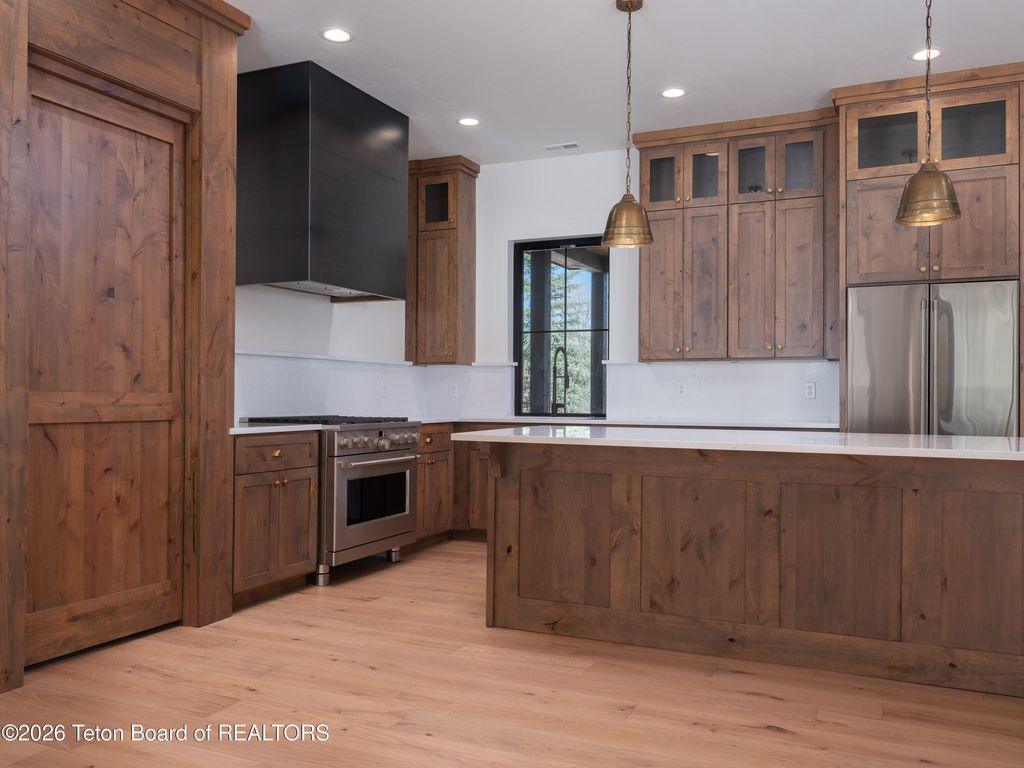 1448 CREVASSE Court, Driggs, ID 83422 photo 6