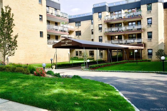 40 Stoner 3bb, Great Neck, NY 11021