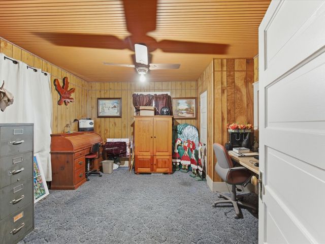 2414 E Ennis Avenue A, Ennis, TX 75119