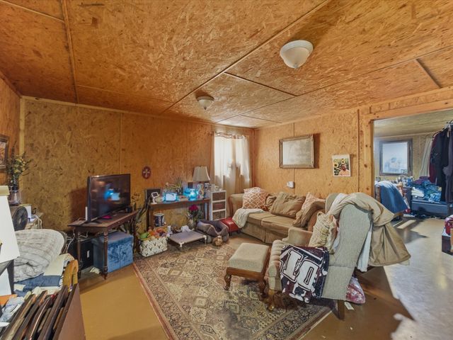 2414 E Ennis Avenue A, Ennis, TX 75119