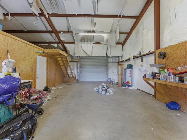 2414 E Ennis Avenue A, Ennis, TX 75119