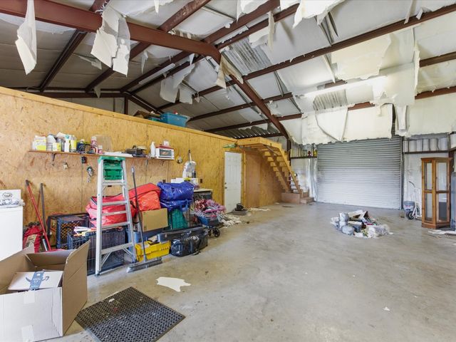 2414 E Ennis Avenue A, Ennis, TX 75119