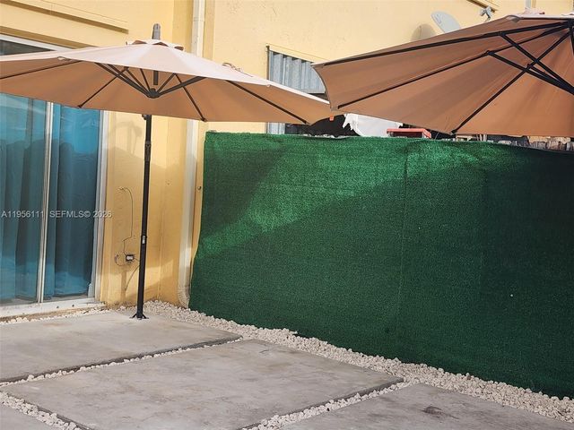 6970 NW 177th St M103, Hialeah, FL 33015