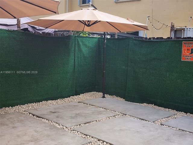 6970 NW 177th St M103, Hialeah, FL 33015