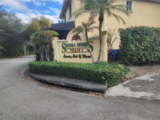 6970 NW 177th St M103, Hialeah, FL 33015