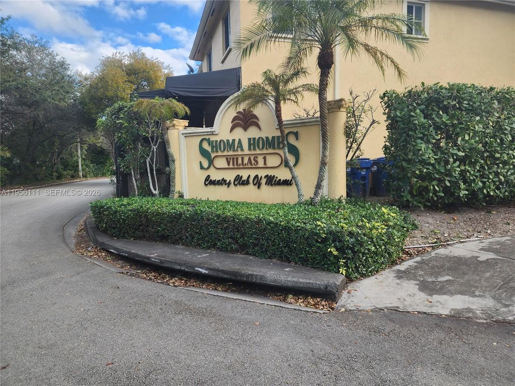 6970 NW 177th St M103, Hialeah, FL 33015