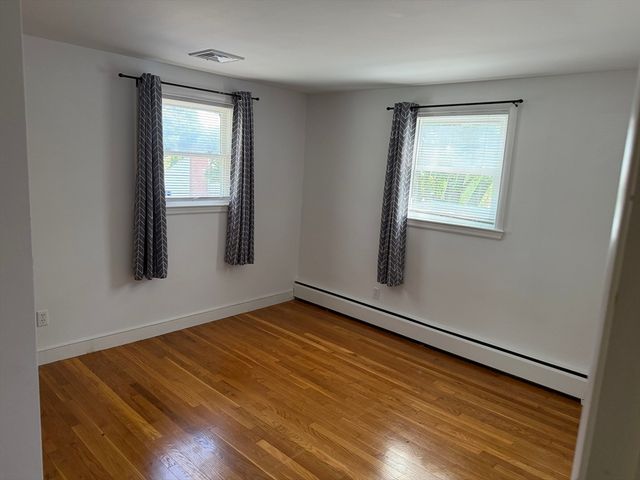 53 Dickson Ave, Arlington, MA 02474