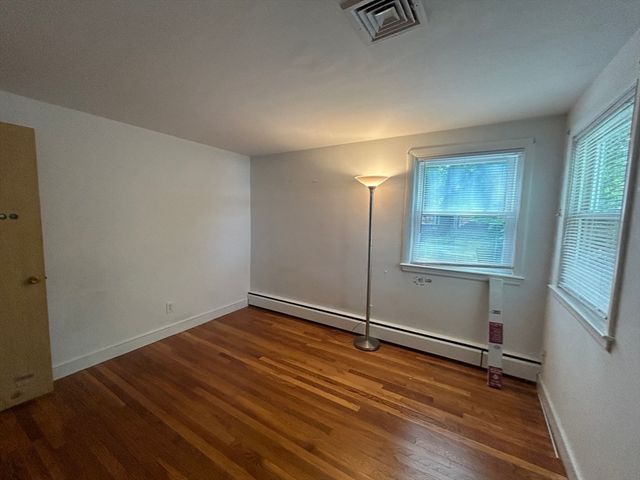 53 Dickson Ave, Arlington, MA 02474