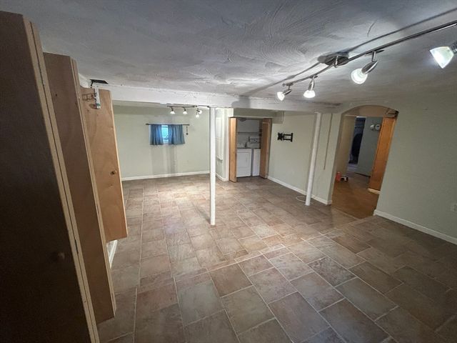 53 Dickson Ave, Arlington, MA 02474