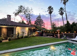 4108 N Valley Vista Court, Sherman Oaks, CA 91403