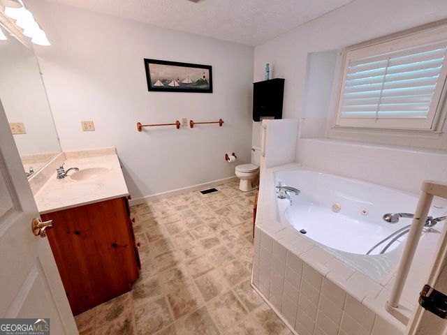 92 Misty Mountain Trail, Morganton, GA 30560