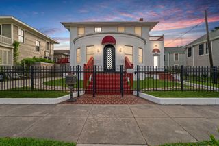 1919 Rosenberg Street Street, Galveston, TX 77550