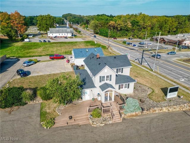 816 E Turkeyfoot Lake Road, Akron, OH 44319