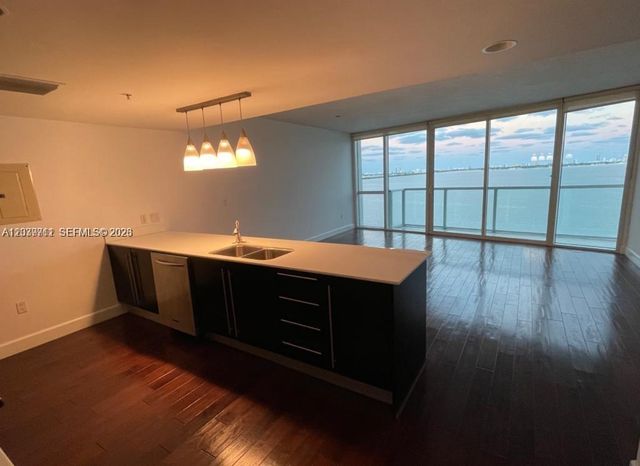 665 NE 25th St 1102, Miami, FL 33137
