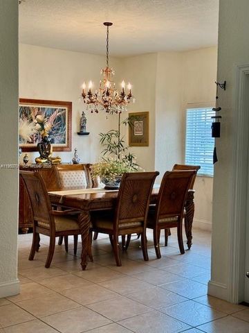 15957 SW 54th Ter, Miami, FL 33185