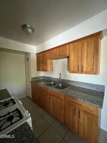 645 Marion Place C, Glendora, CA 91740