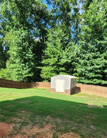 4050 Madison Acres Drive, Locust Grove, GA 30248